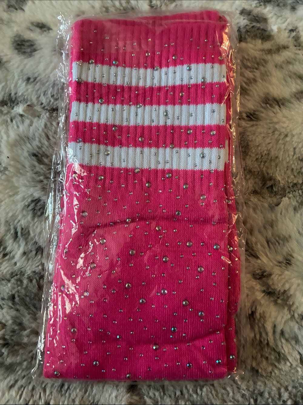 Pink Girls 6 Sock Set with White Stripes perfect for softball team - Picture 3 of 7